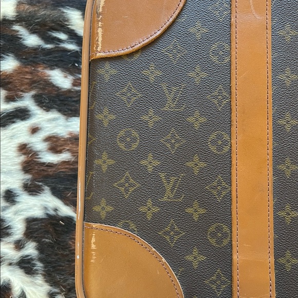 **SOLD**. LOUIS VUITTON 1980 vintage suitcase AUTHENTIC - Picture 6 of 8